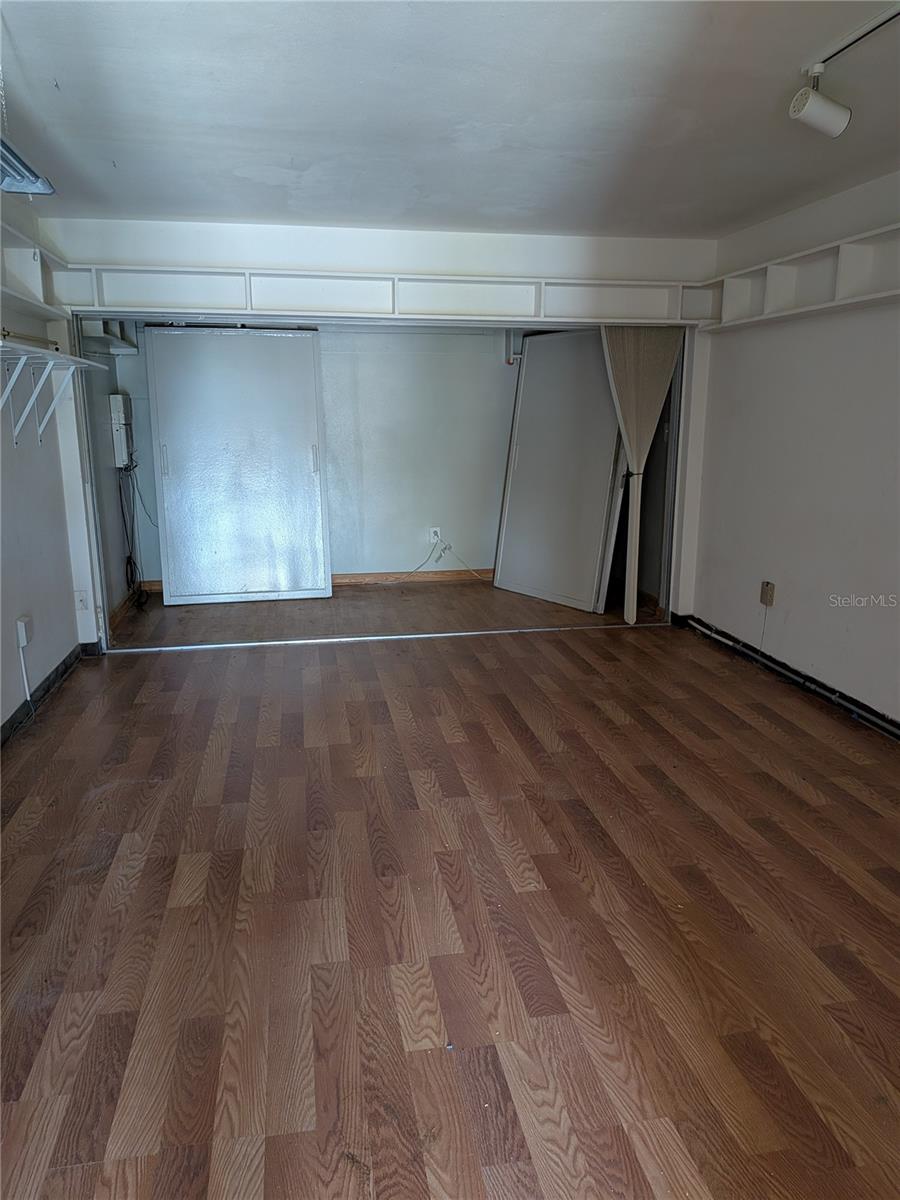 Image 16 of 24 For 2155 Wood Street B4