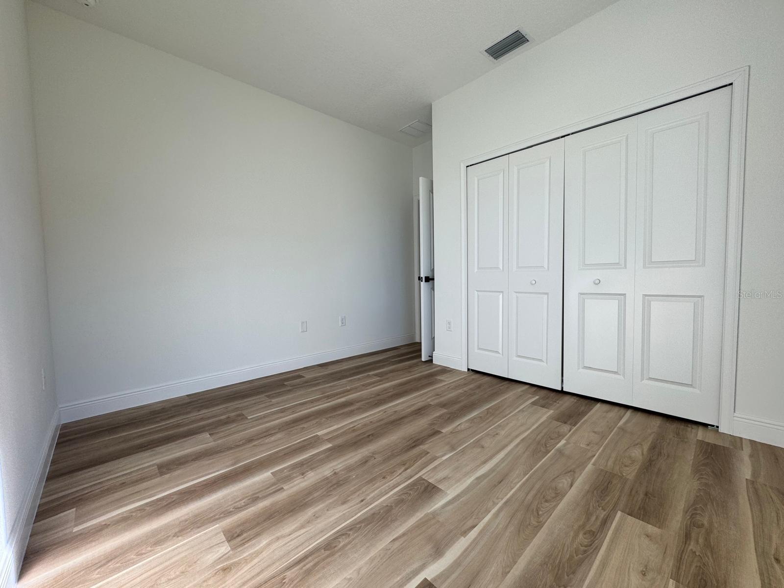 Image 16 of 25 For 8419 Saxon Way