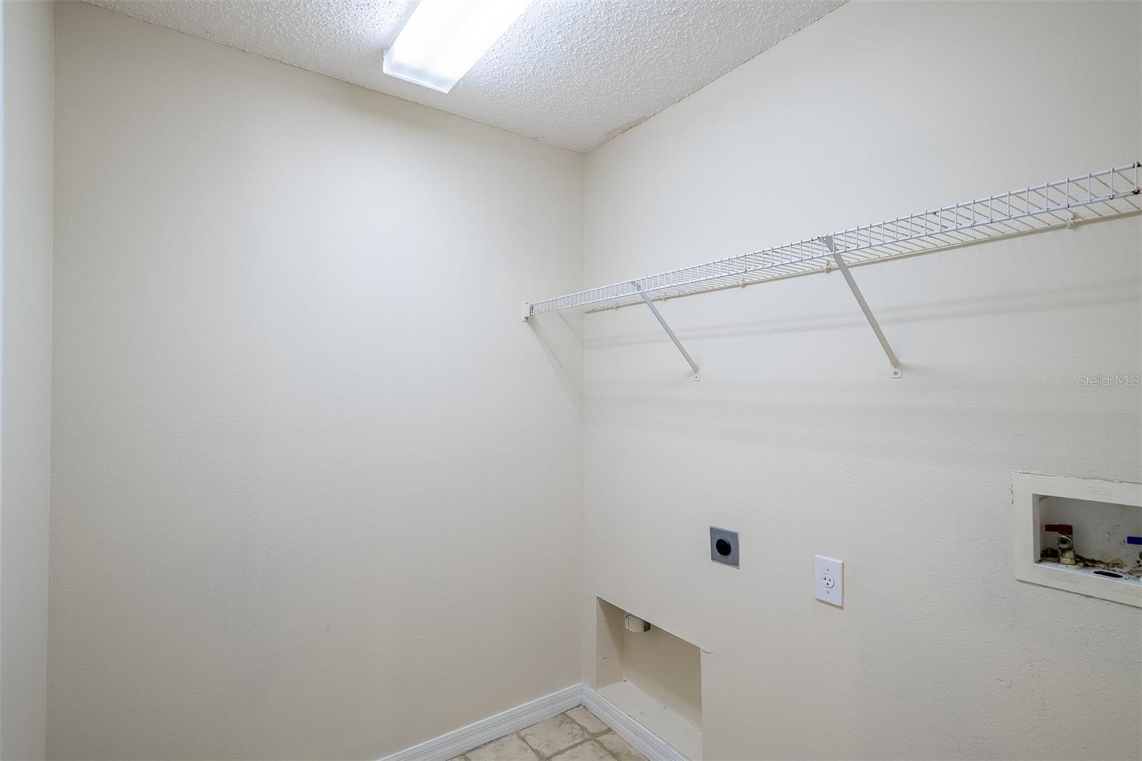 Image 4 of 22 For 3199 Quail Drive
