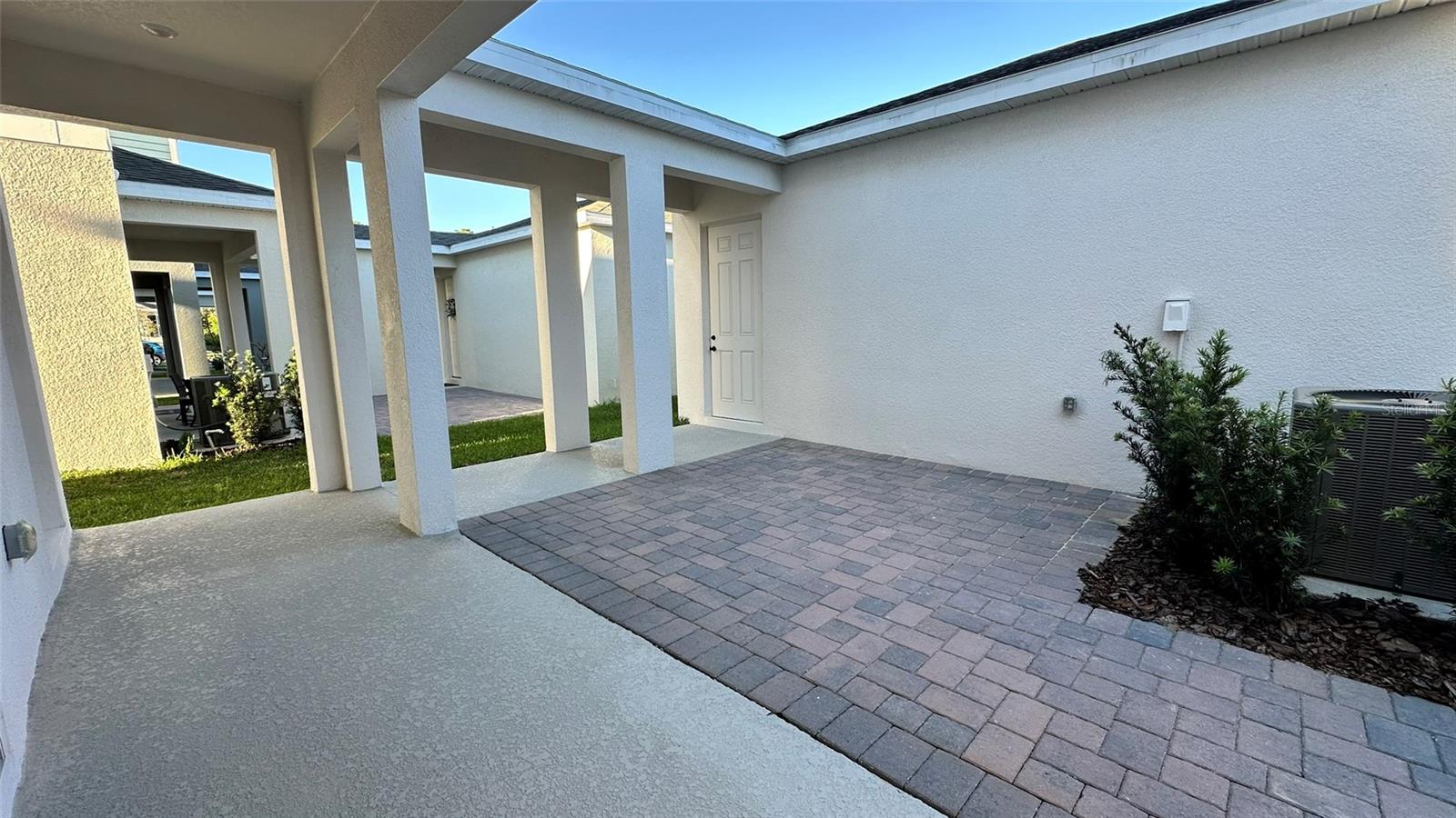 Image 12 of 42 For 13127 Calming Breeze Way