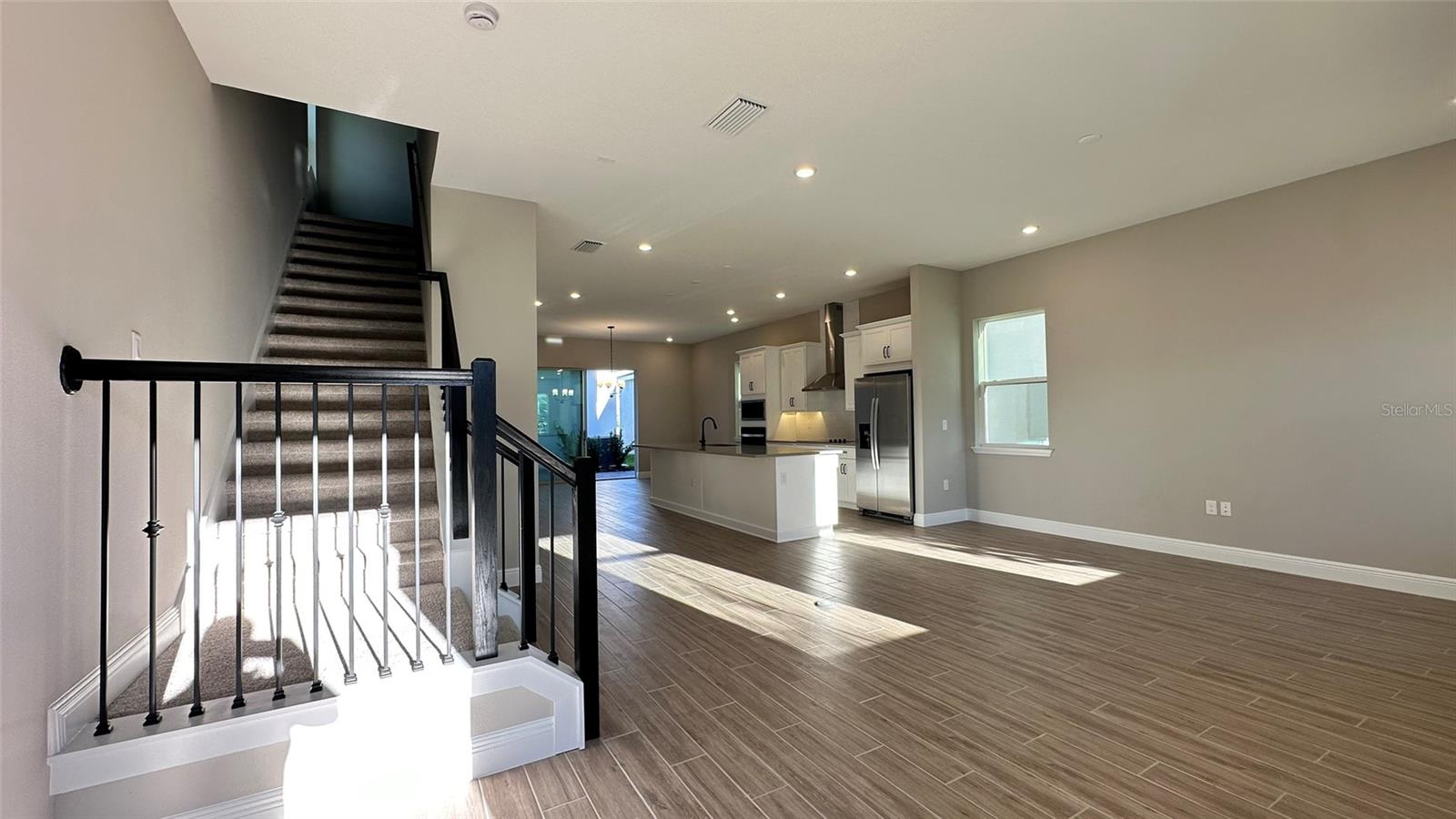 Image 3 of 42 For 13127 Calming Breeze Way