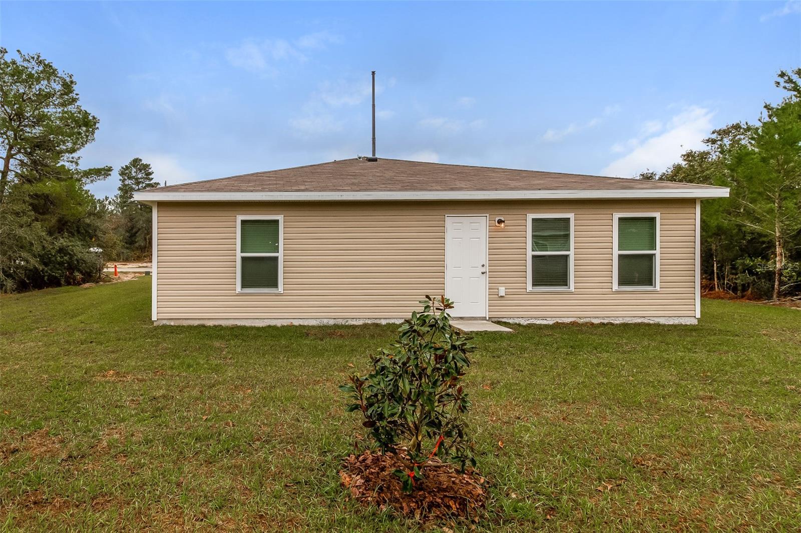 Image 16 of 16 For 260 Hyacinth Court