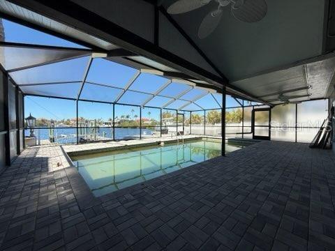 Image 12 of 13 For 3747 Floramar Terrace