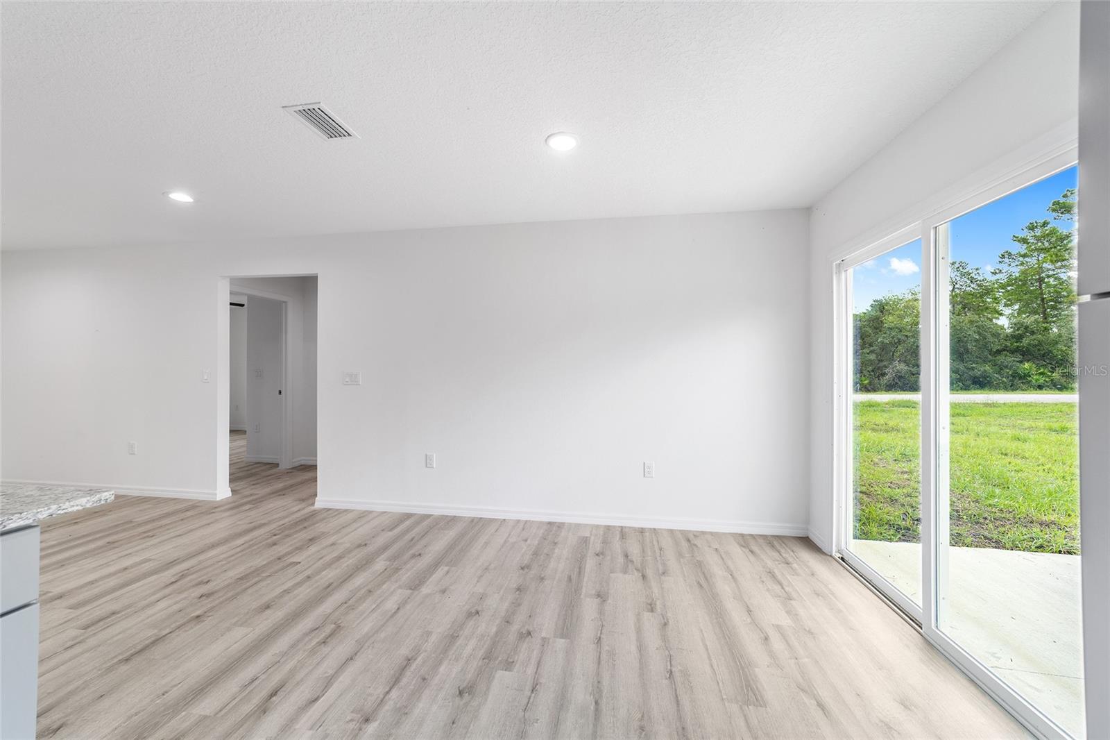 Image 32 of 53 For 20661 Marine Boulevard
