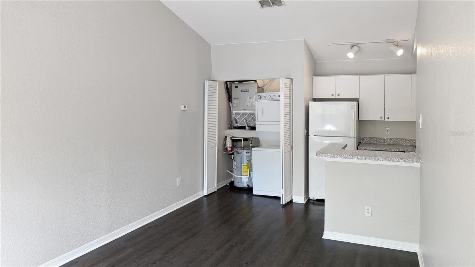 Image 7 of 23 For 6364 Raleigh Street 1615