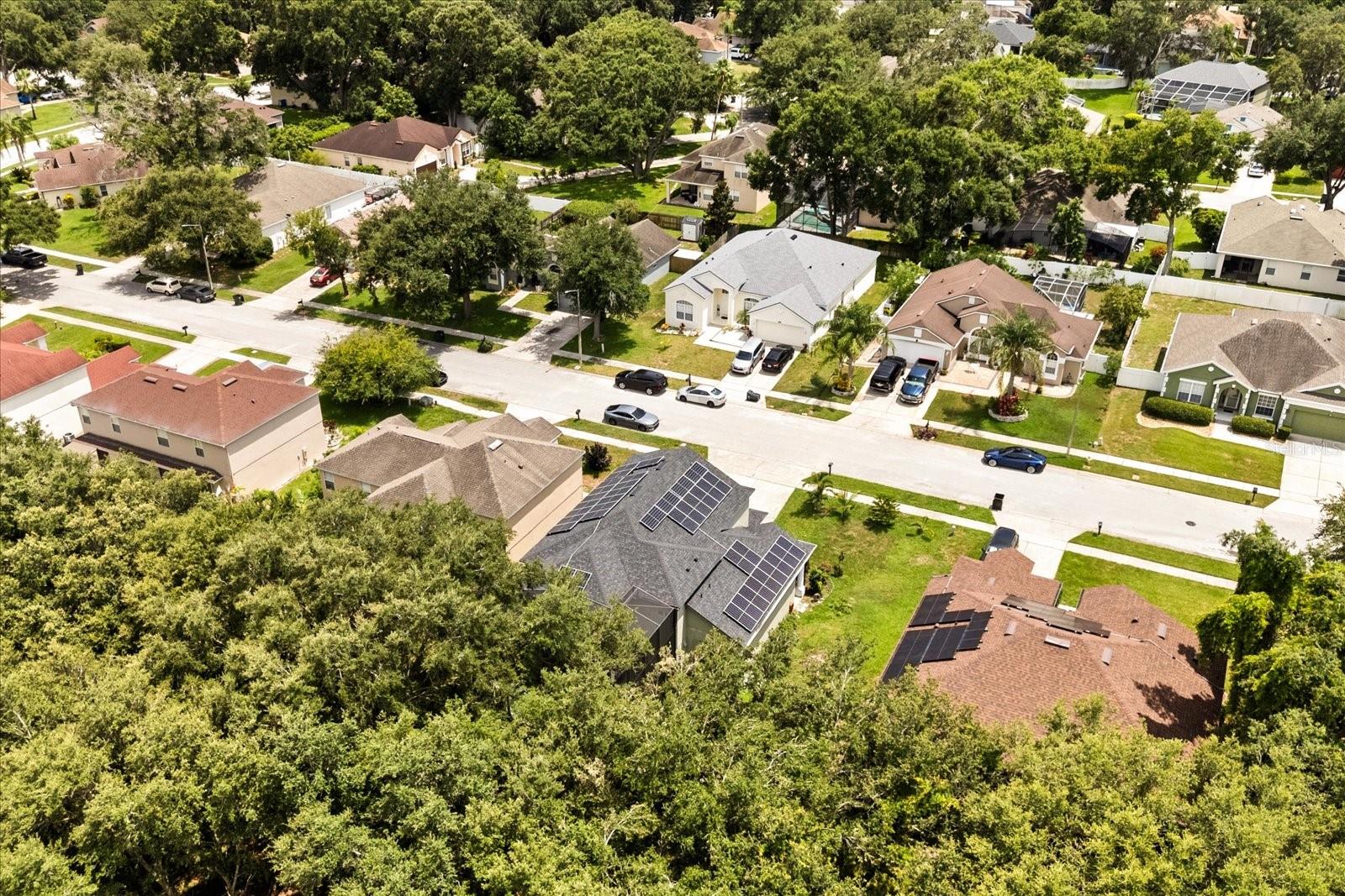 Image 37 of 39 For 2014 Applegate Drive
