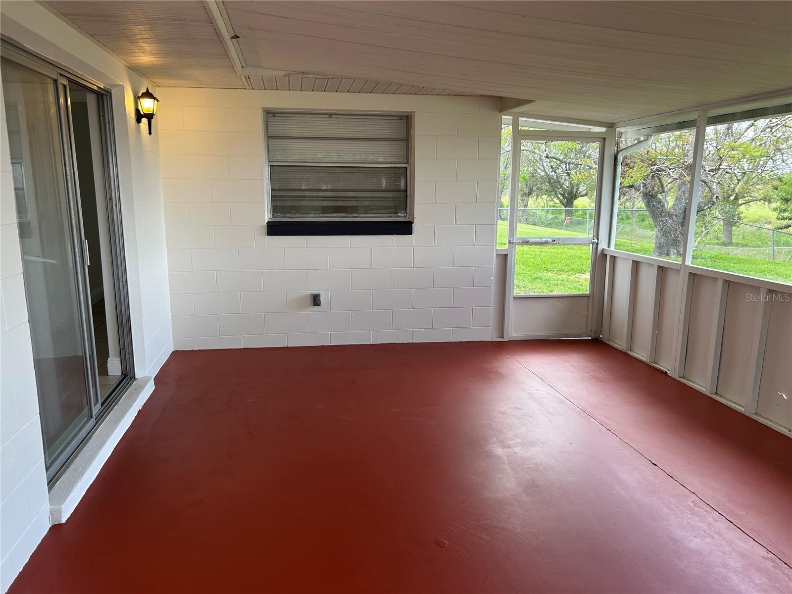 Image 20 of 22 For 1328 Highland Circle