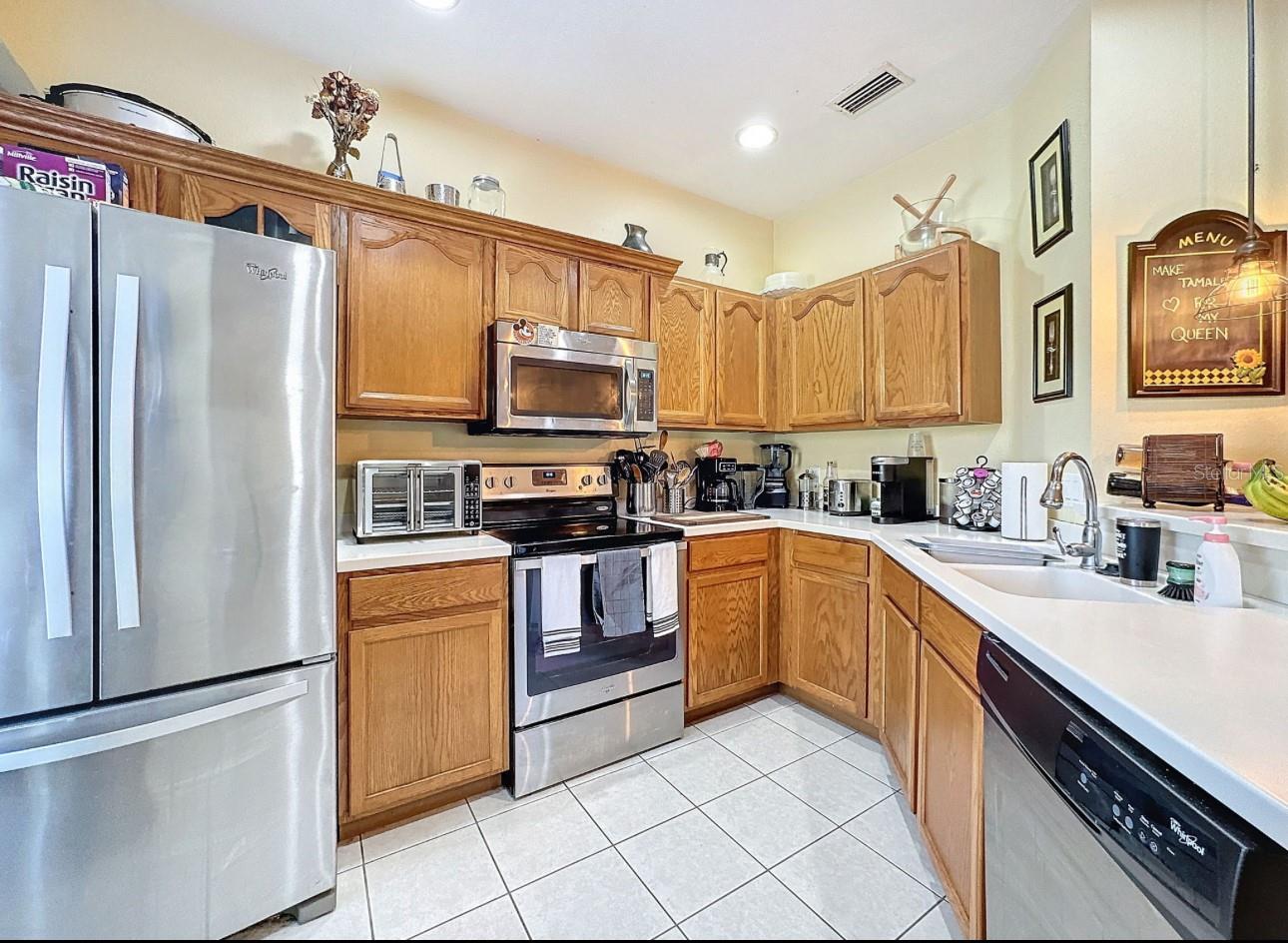 Image 13 of 29 For 11805 Castine Street