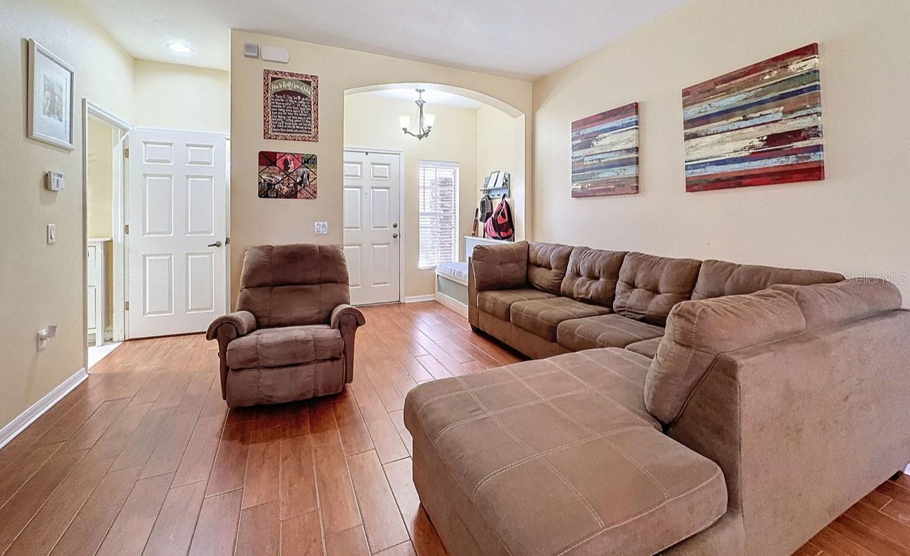 Image 5 of 29 For 11805 Castine Street
