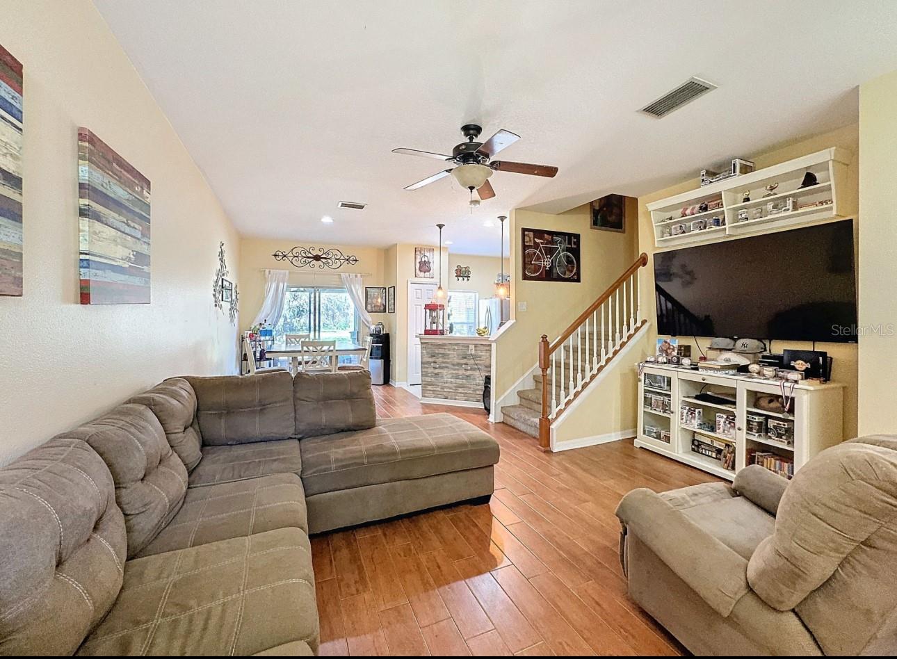 Image 8 of 29 For 11805 Castine Street