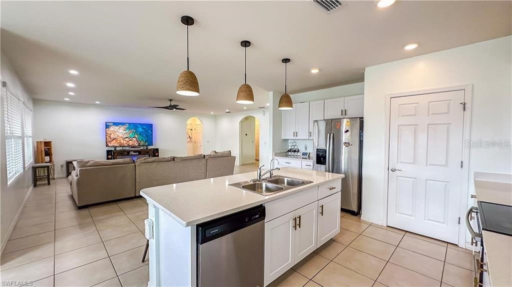 Image 4 of 12 For 1126 Nw 14th Street