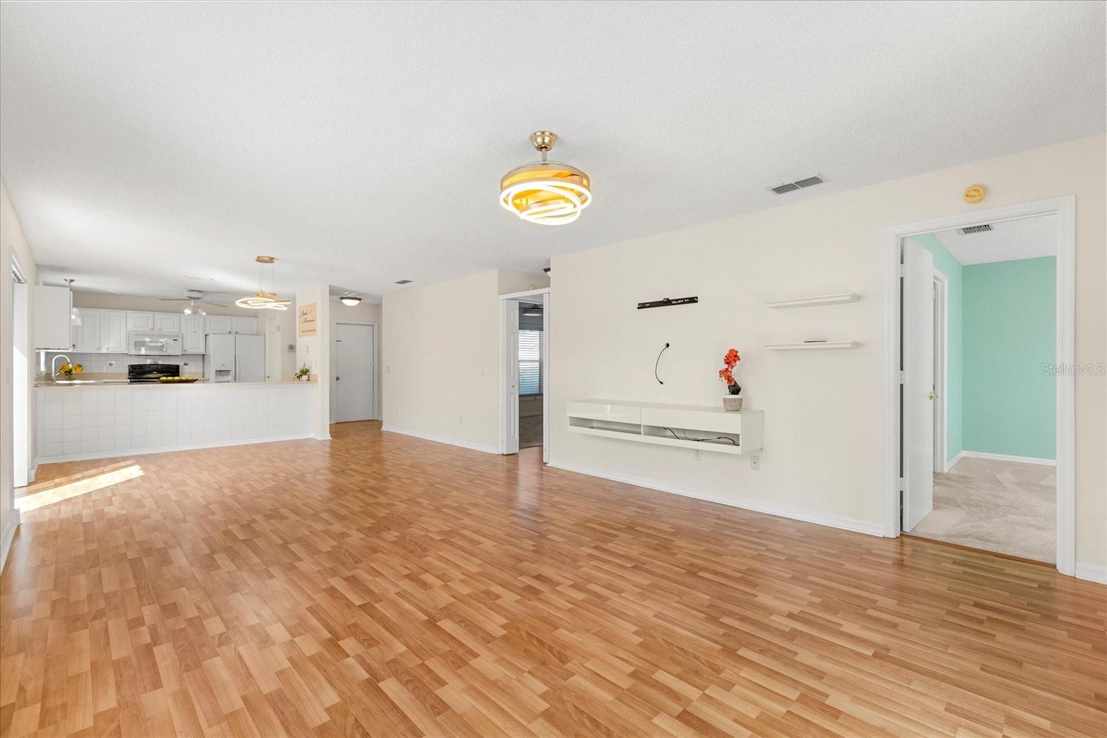 Image 12 of 42 For 613 Nuevo Leon Lane