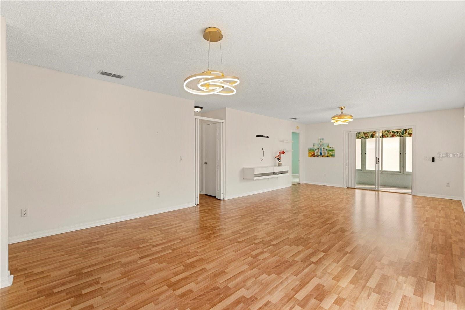 Image 13 of 42 For 613 Nuevo Leon Lane
