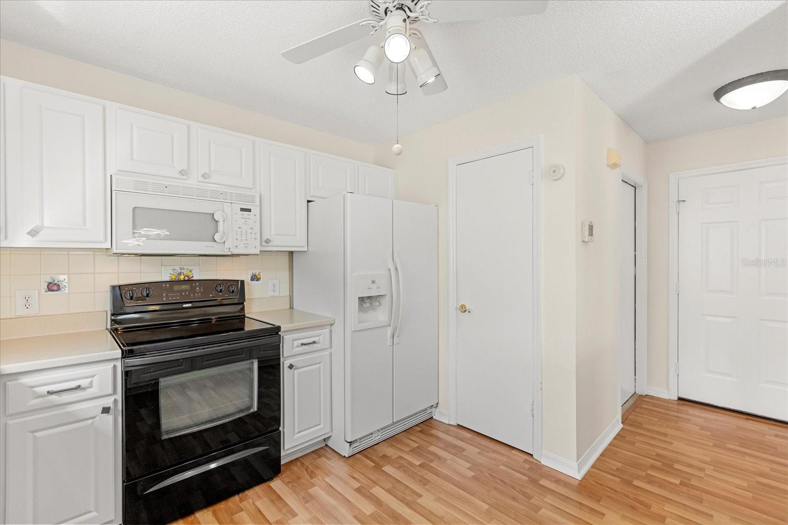 Image 6 of 42 For 613 Nuevo Leon Lane