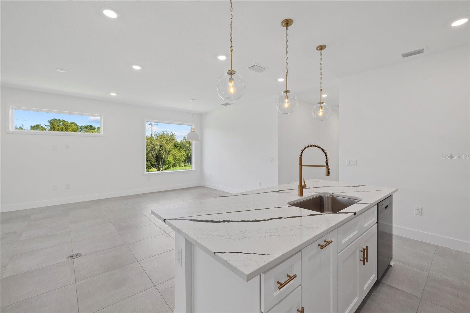 Image 13 of 44 For 7443 Seagrape Road