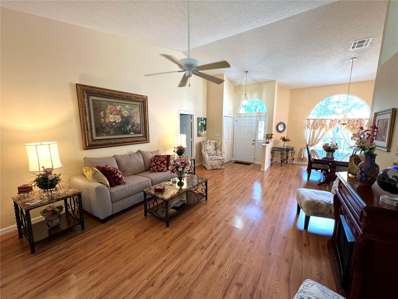 Image 4 of 21 For 4638 River Ridge Drive