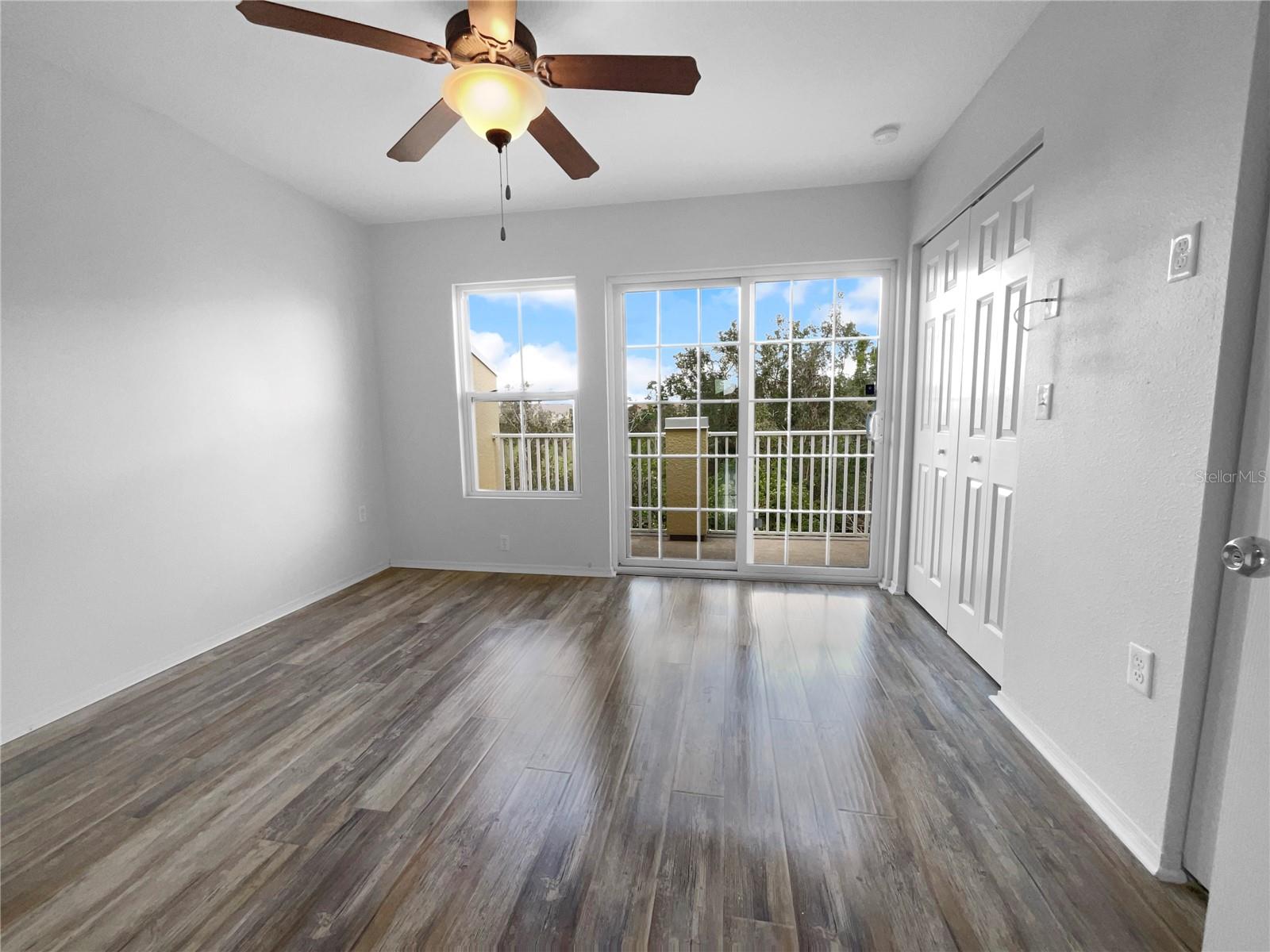 Image 10 of 22 For 8869 White Sage Loop 0