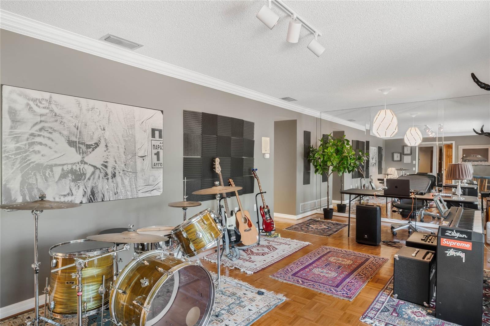 Image 12 of 50 For 9676 Wild Oak Drive