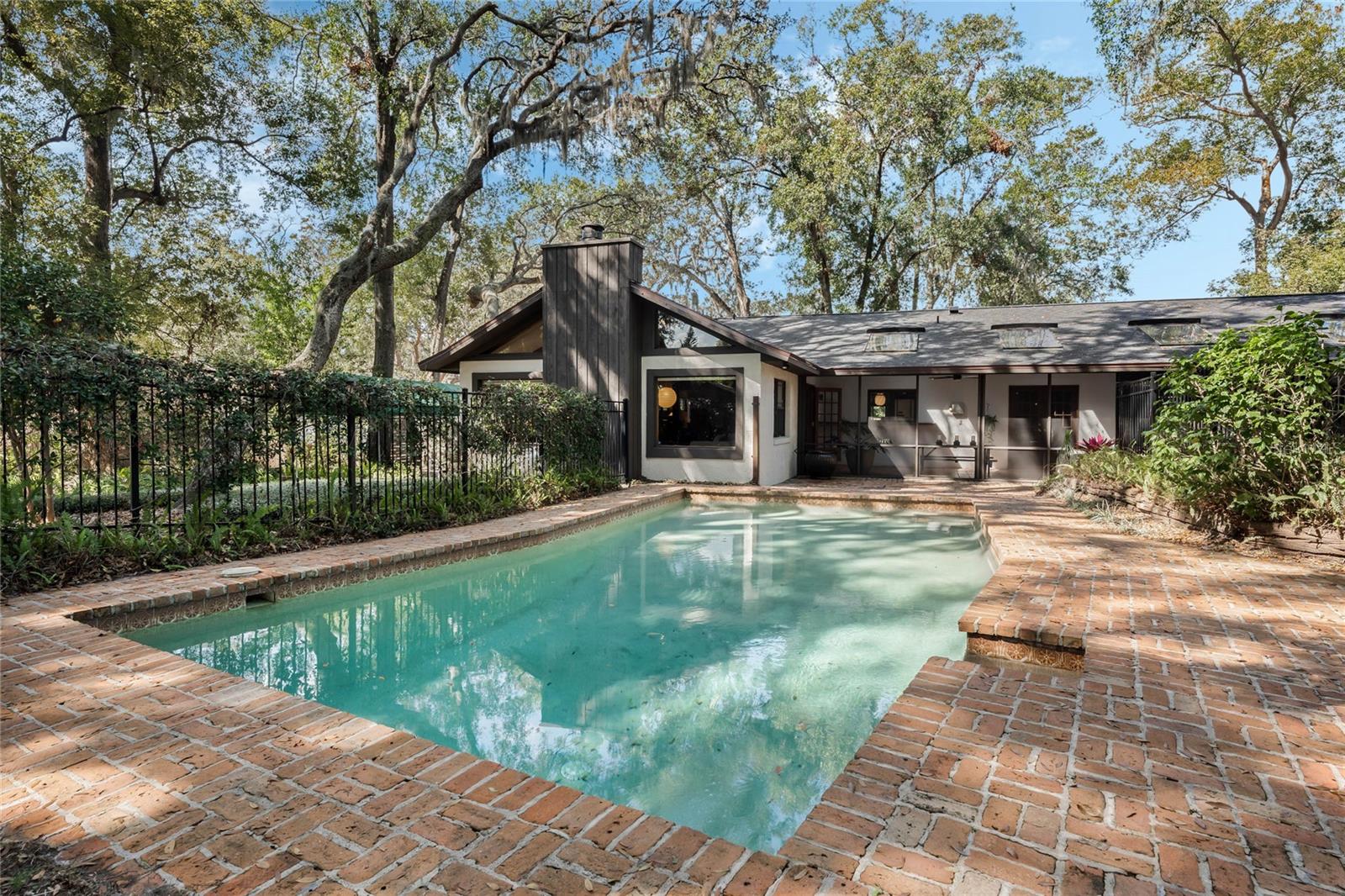 Image 37 of 50 For 9676 Wild Oak Drive