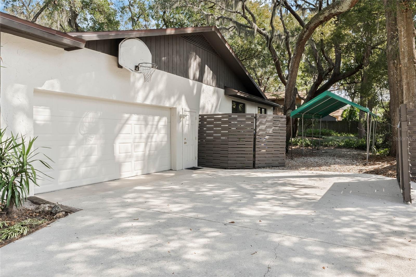 Image 43 of 50 For 9676 Wild Oak Drive