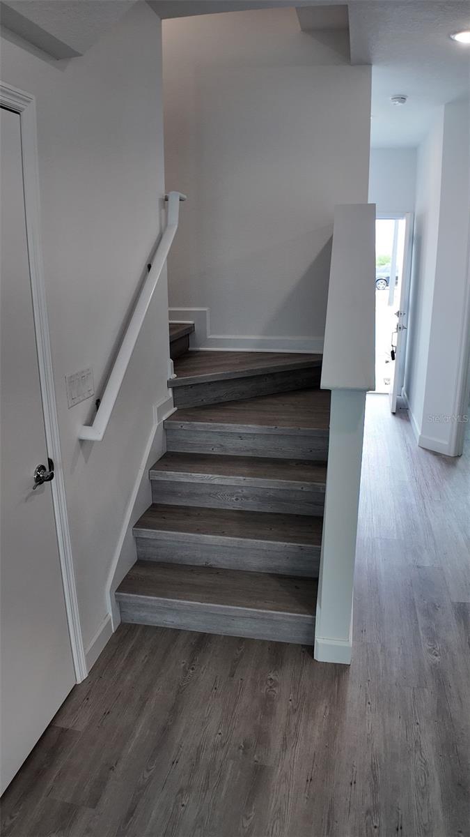 Image 9 of 25 For 420 Famagusta Drive