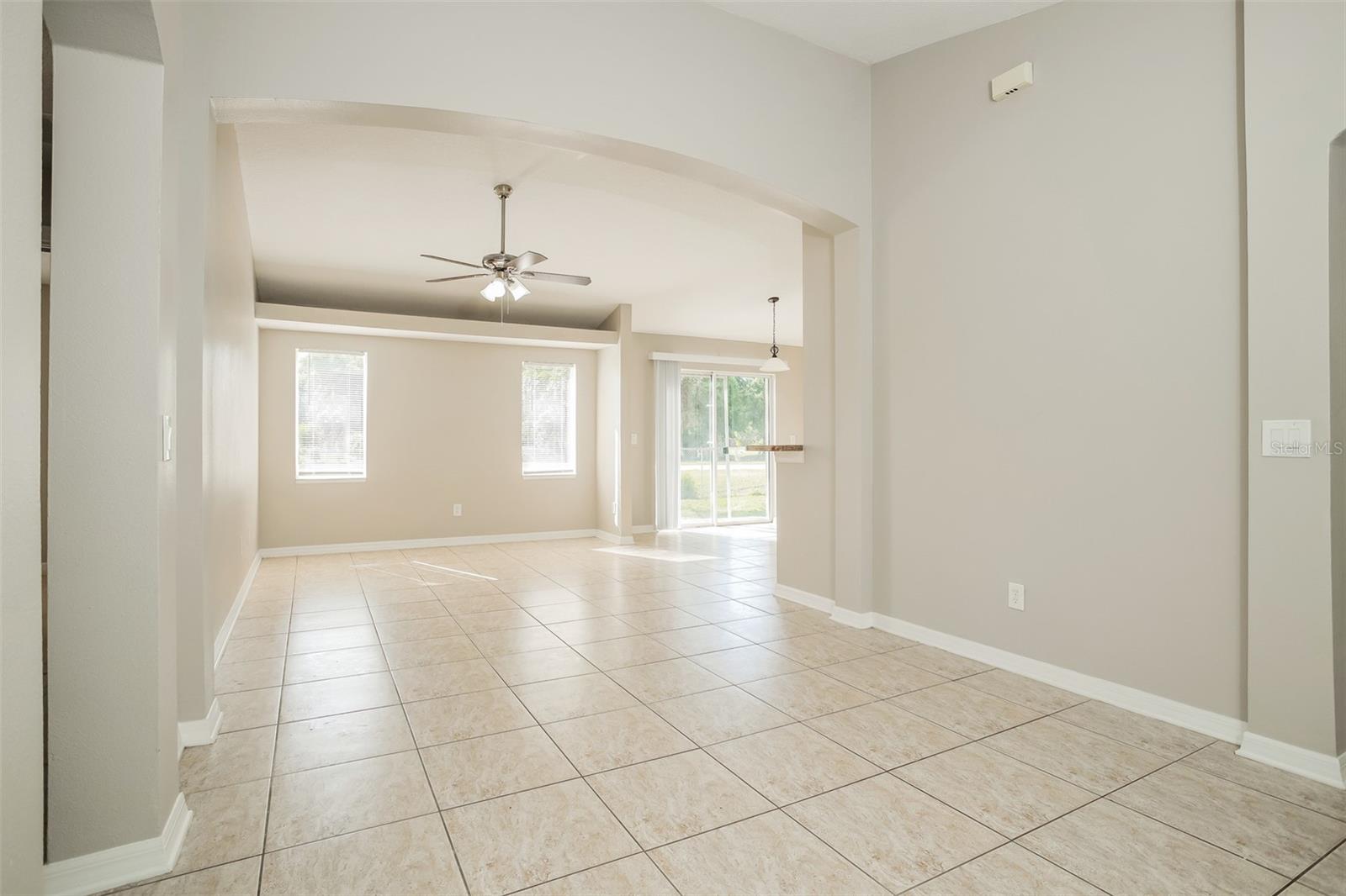 Image 4 of 16 For 919 Cumbran Lane