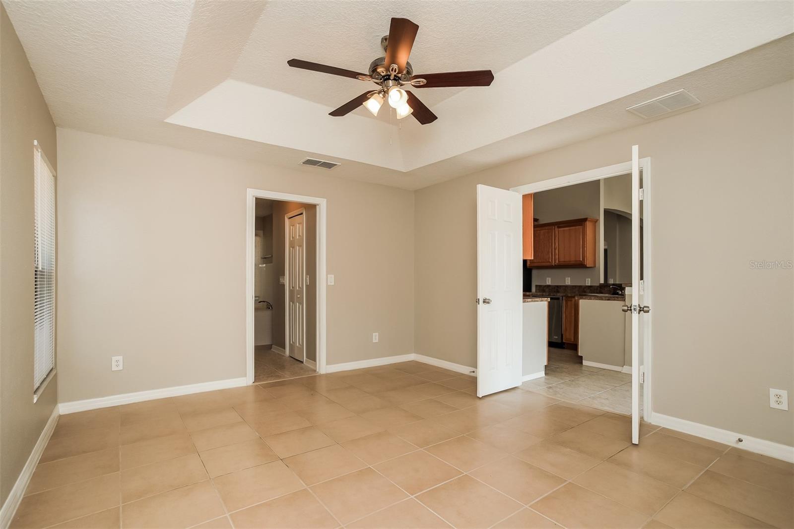 Image 9 of 16 For 919 Cumbran Lane