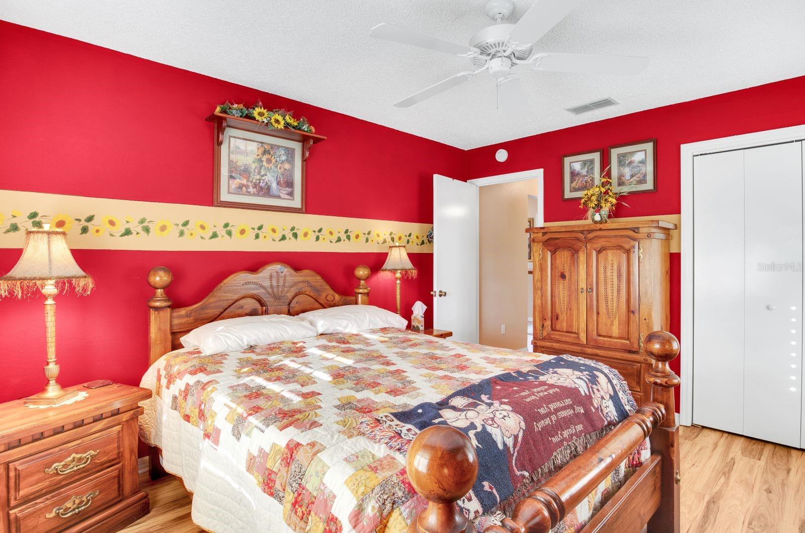 Image 20 of 34 For 1502 El Paso Way