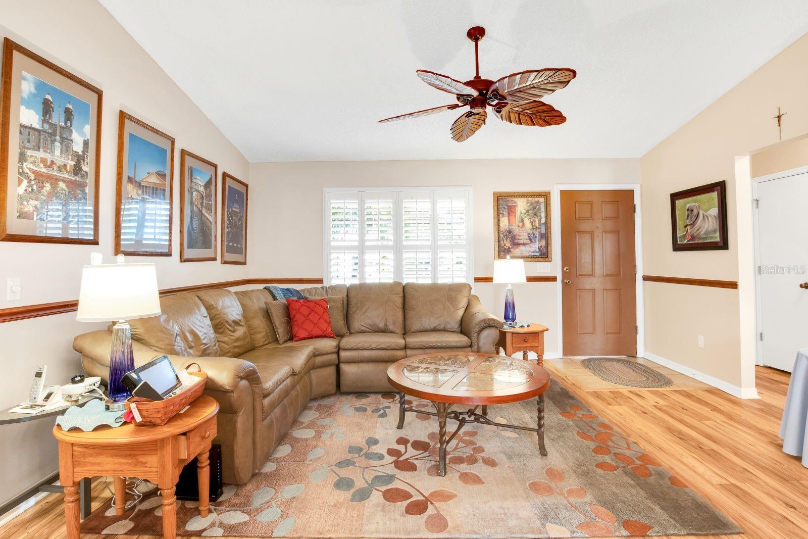 Image 8 of 34 For 1502 El Paso Way