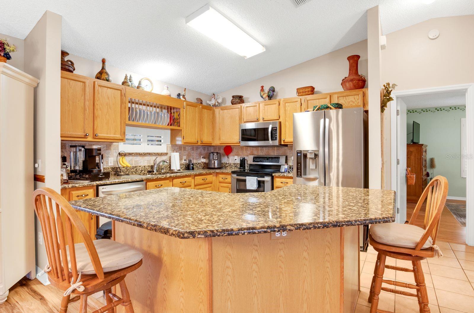 Image 9 of 34 For 1502 El Paso Way