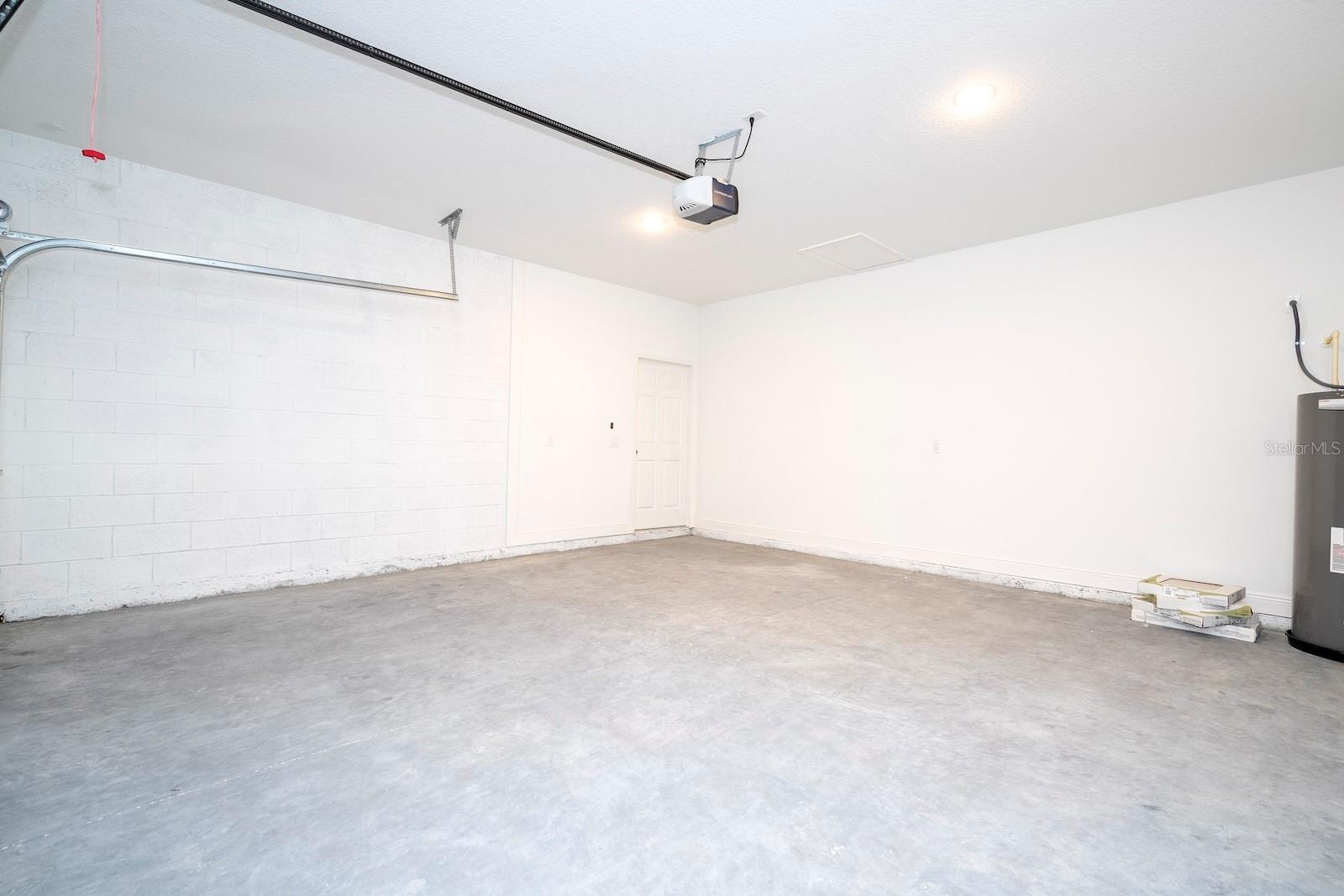 Listing photo id 59 for 3073 Doronicum Place