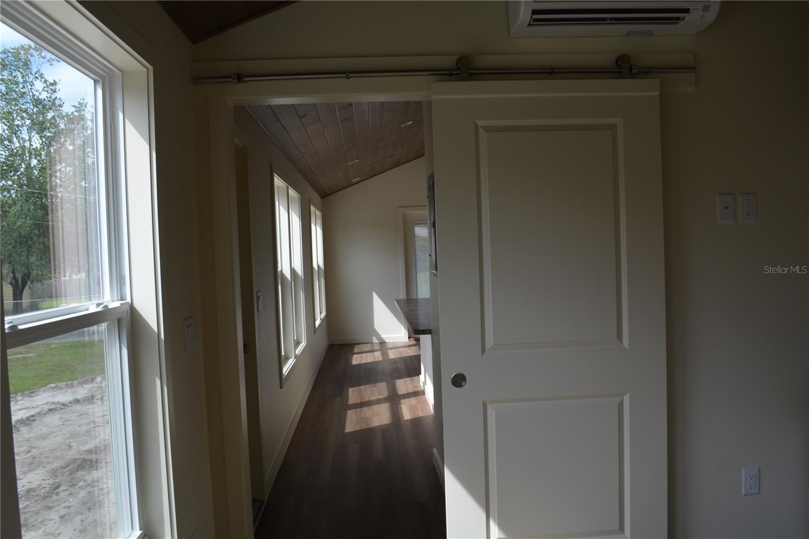 Image 15 of 22 For 620 2rd Street Street