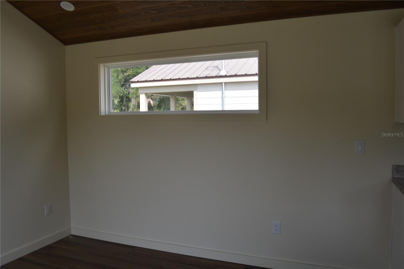 Image 21 of 22 For 620 2rd Street Street
