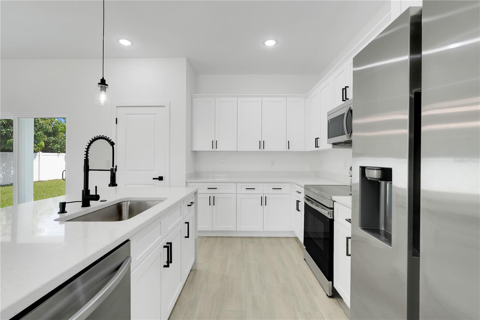 Image 11 of 38 For 337 Jacksonville Court