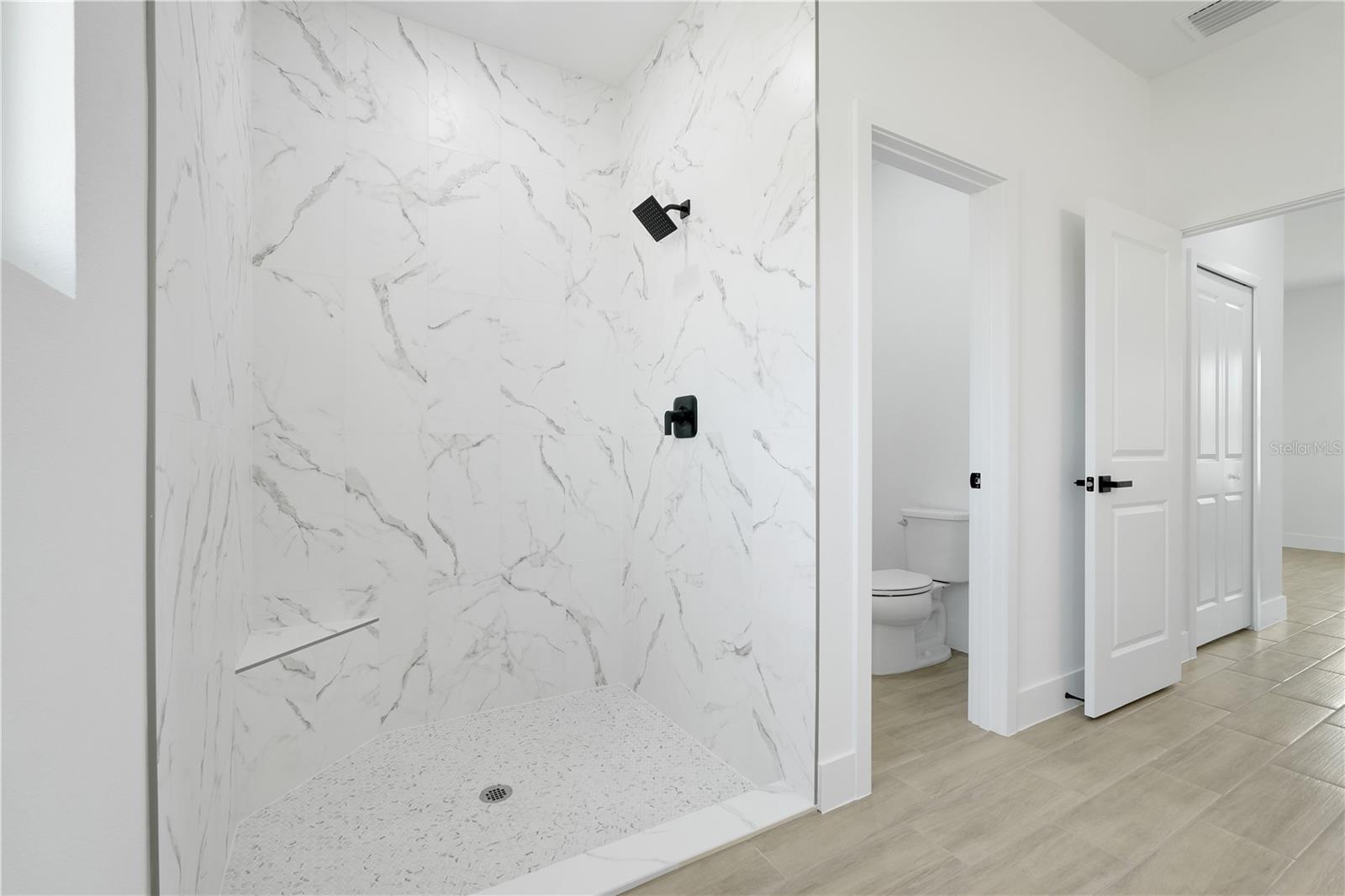 Image 21 of 38 For 337 Jacksonville Court