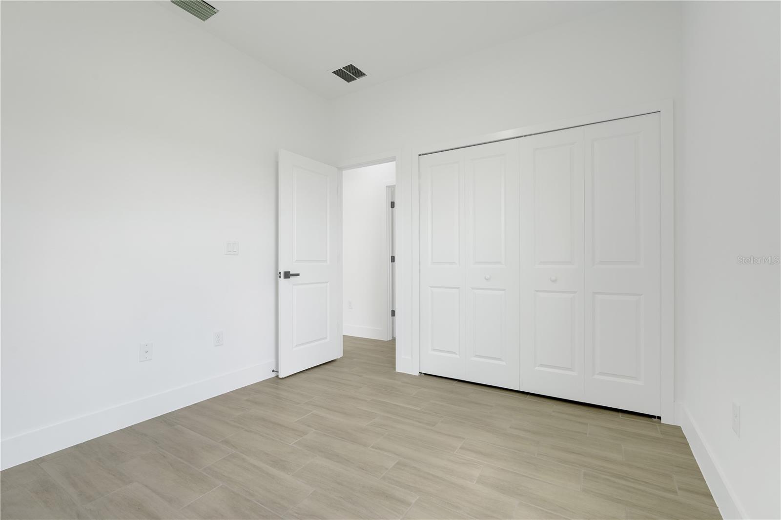 Image 23 of 38 For 337 Jacksonville Court