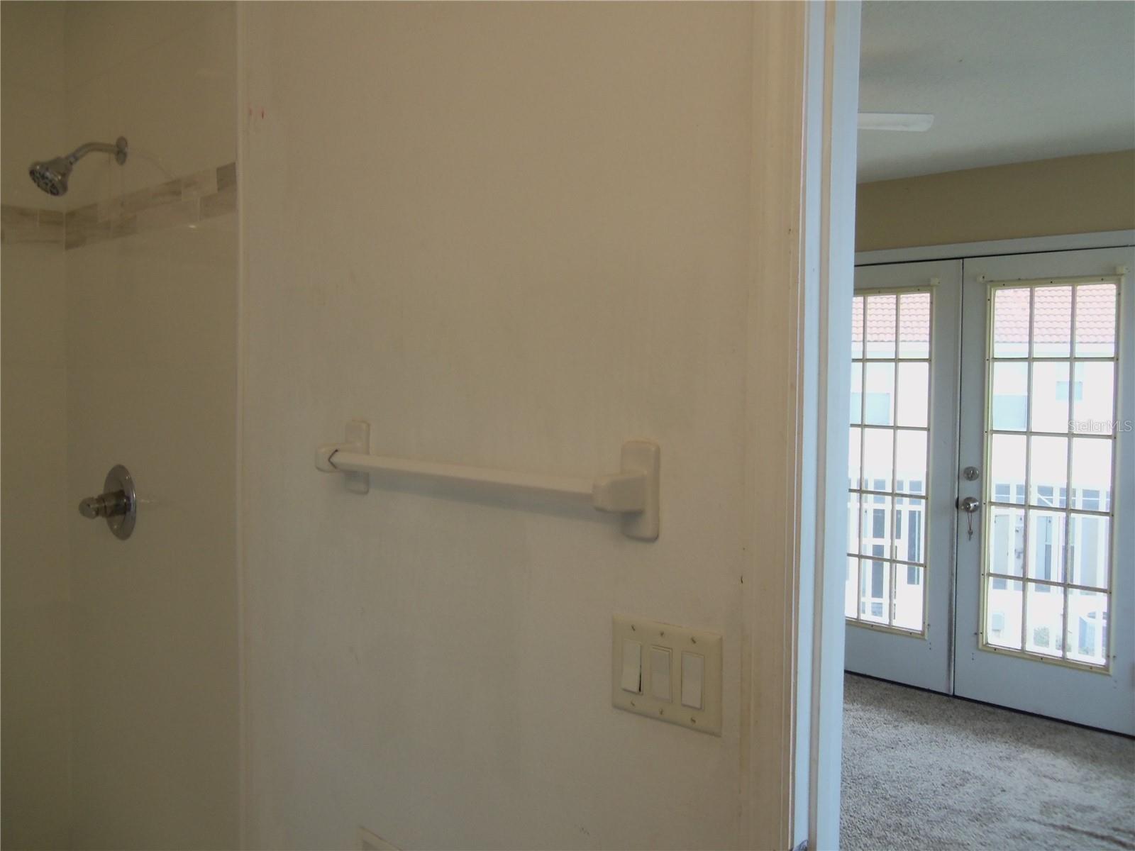 Image 16 of 80 For 1197 Beach Circle