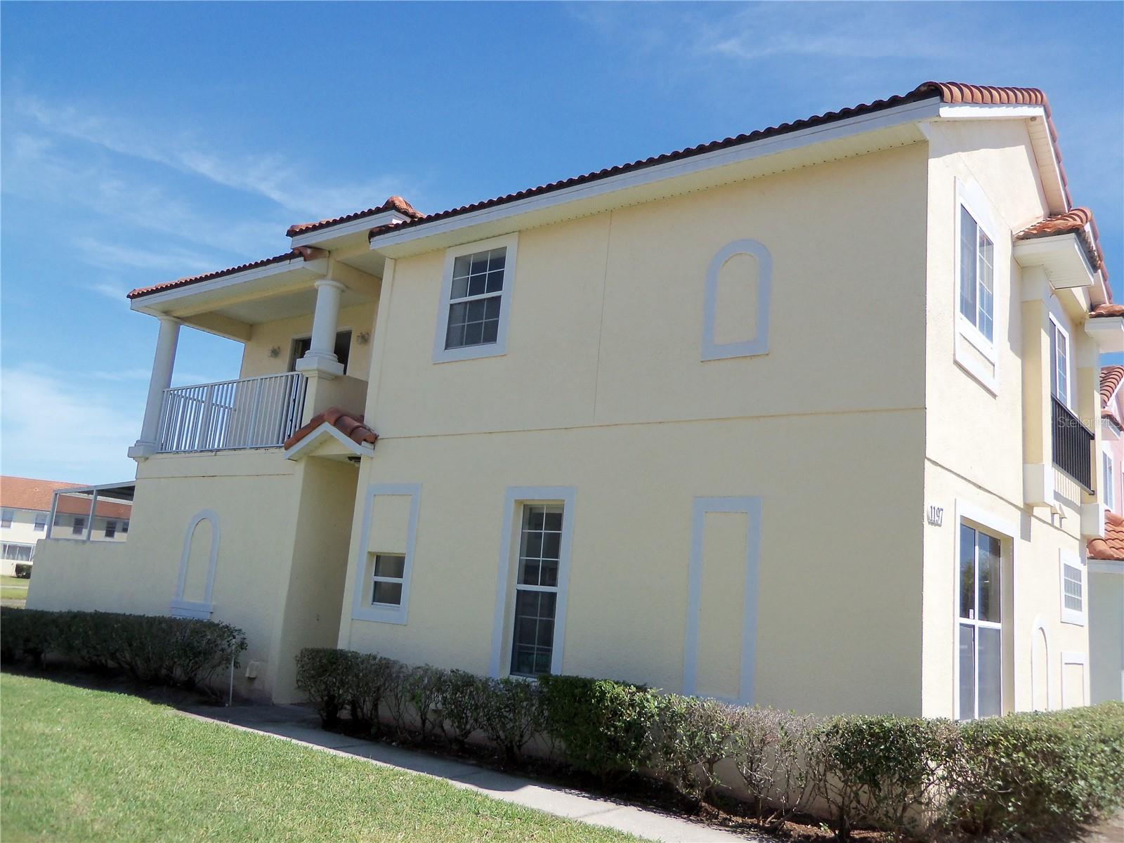 Image 3 of 80 For 1197 Beach Circle