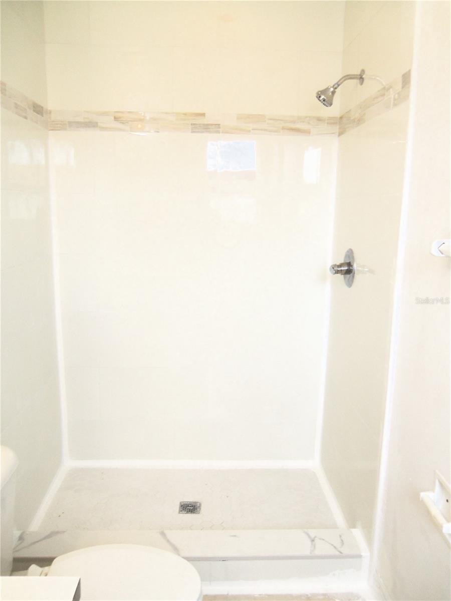 Image 47 of 80 For 1197 Beach Circle