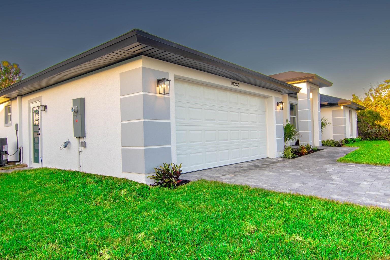 Image 2 of 26 For 10235 Stonecrop Avenue