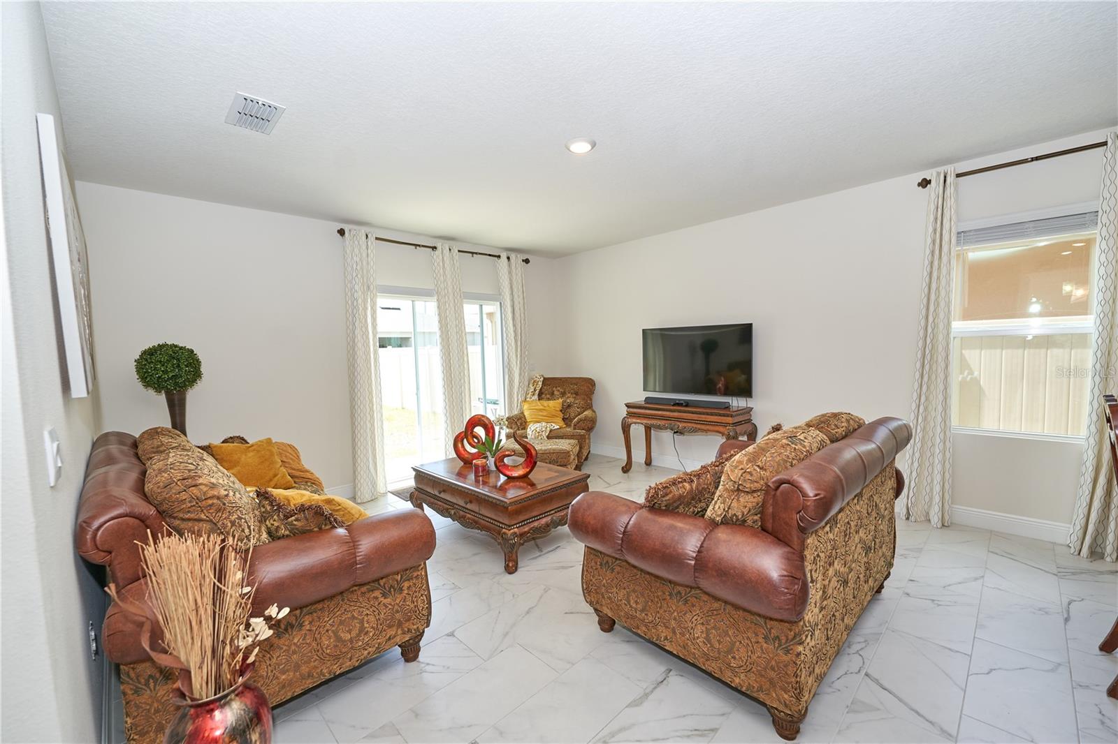 Image 9 of 70 For 1236 Berry Lane