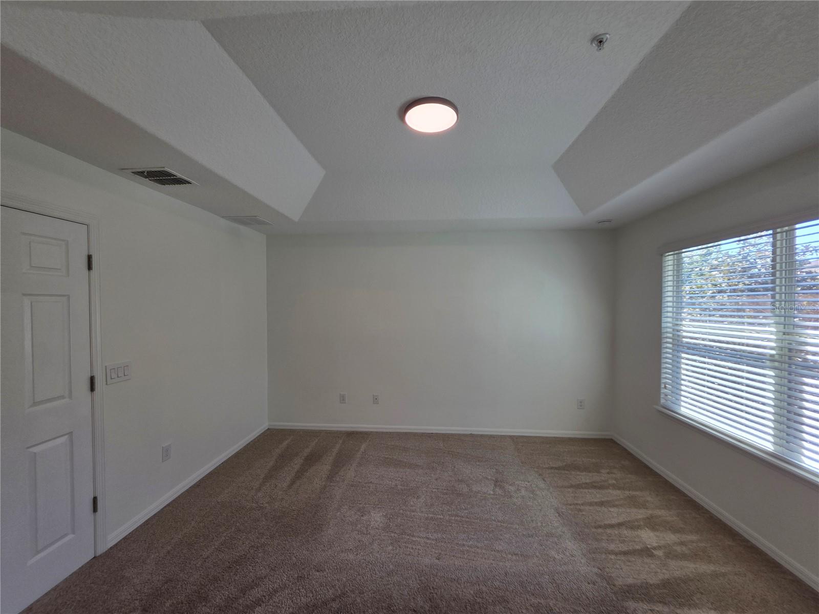 Image 36 of 58 For 9464 Tawnyberry Street