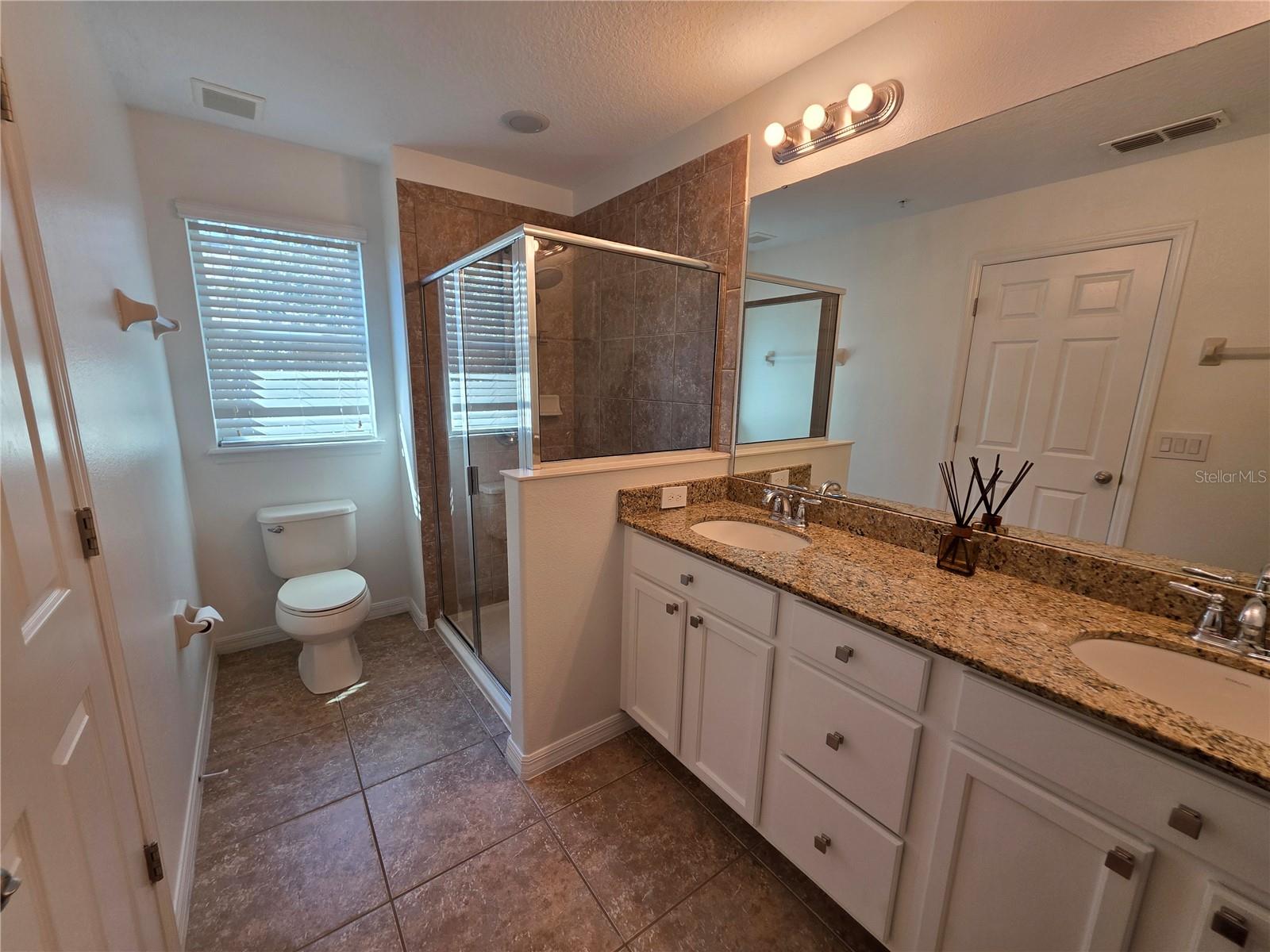 Image 43 of 58 For 9464 Tawnyberry Street