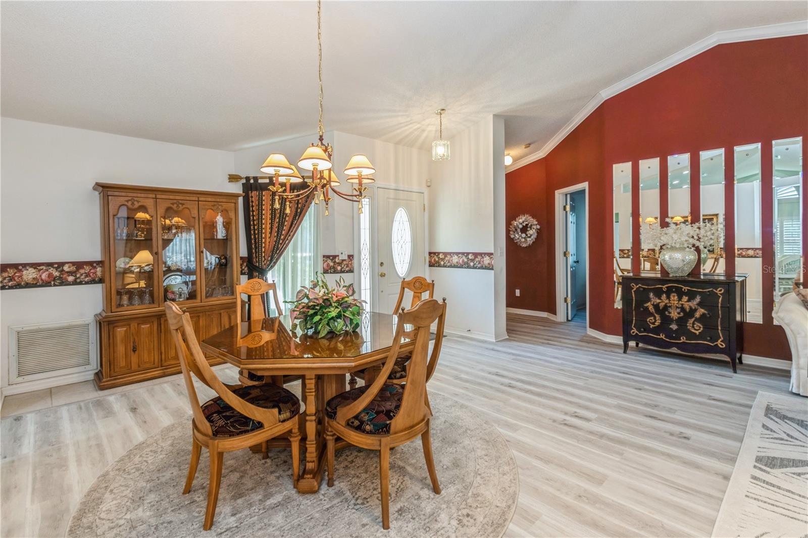 Image 13 of 30 For 2137 Sherwood Forest Drive