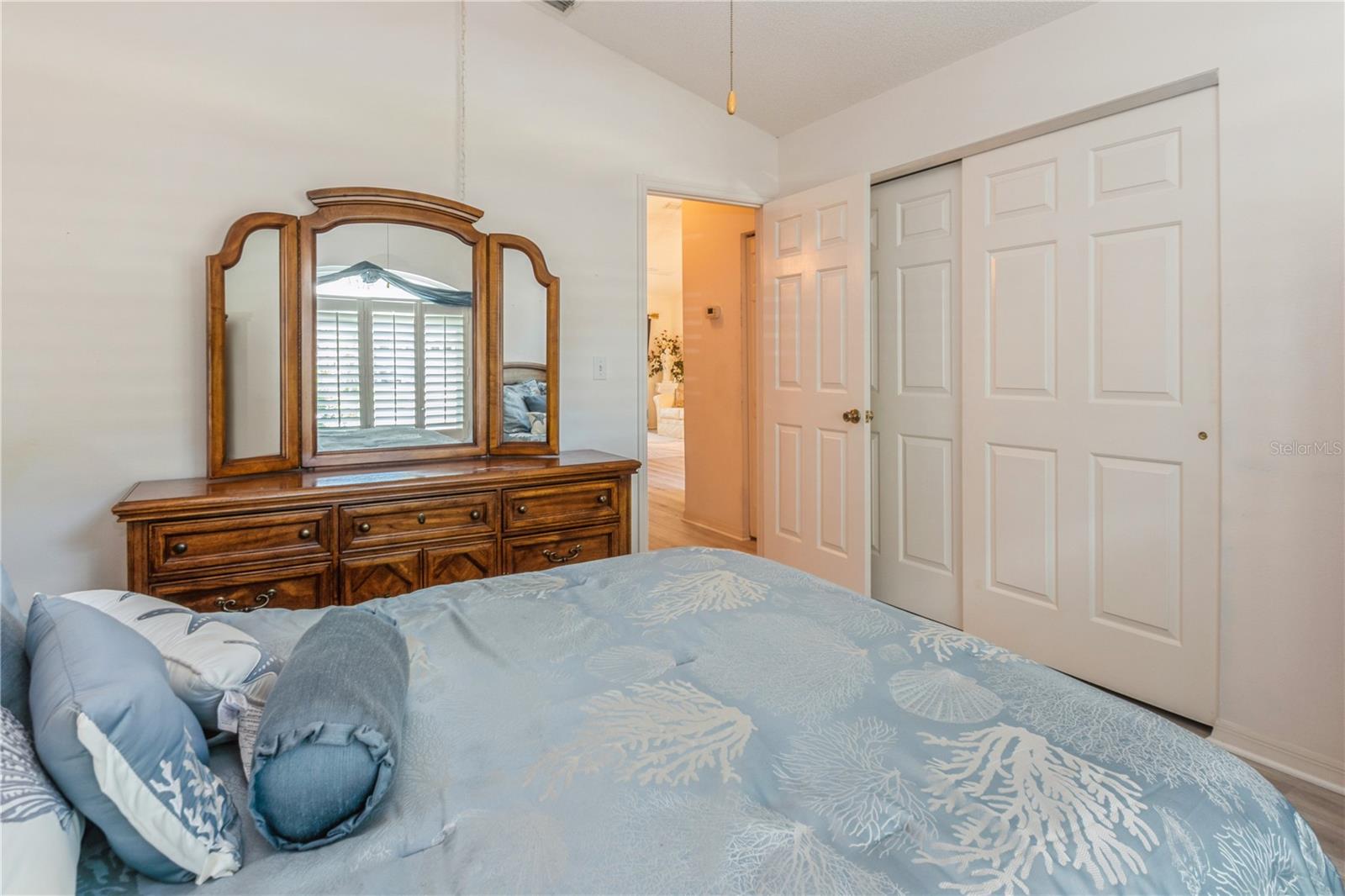 Image 25 of 30 For 2137 Sherwood Forest Drive