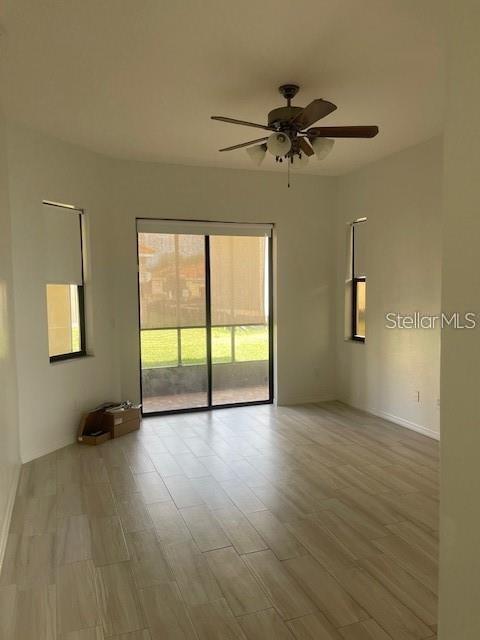 Image 7 of 21 For 415 Cinnamon Drive
