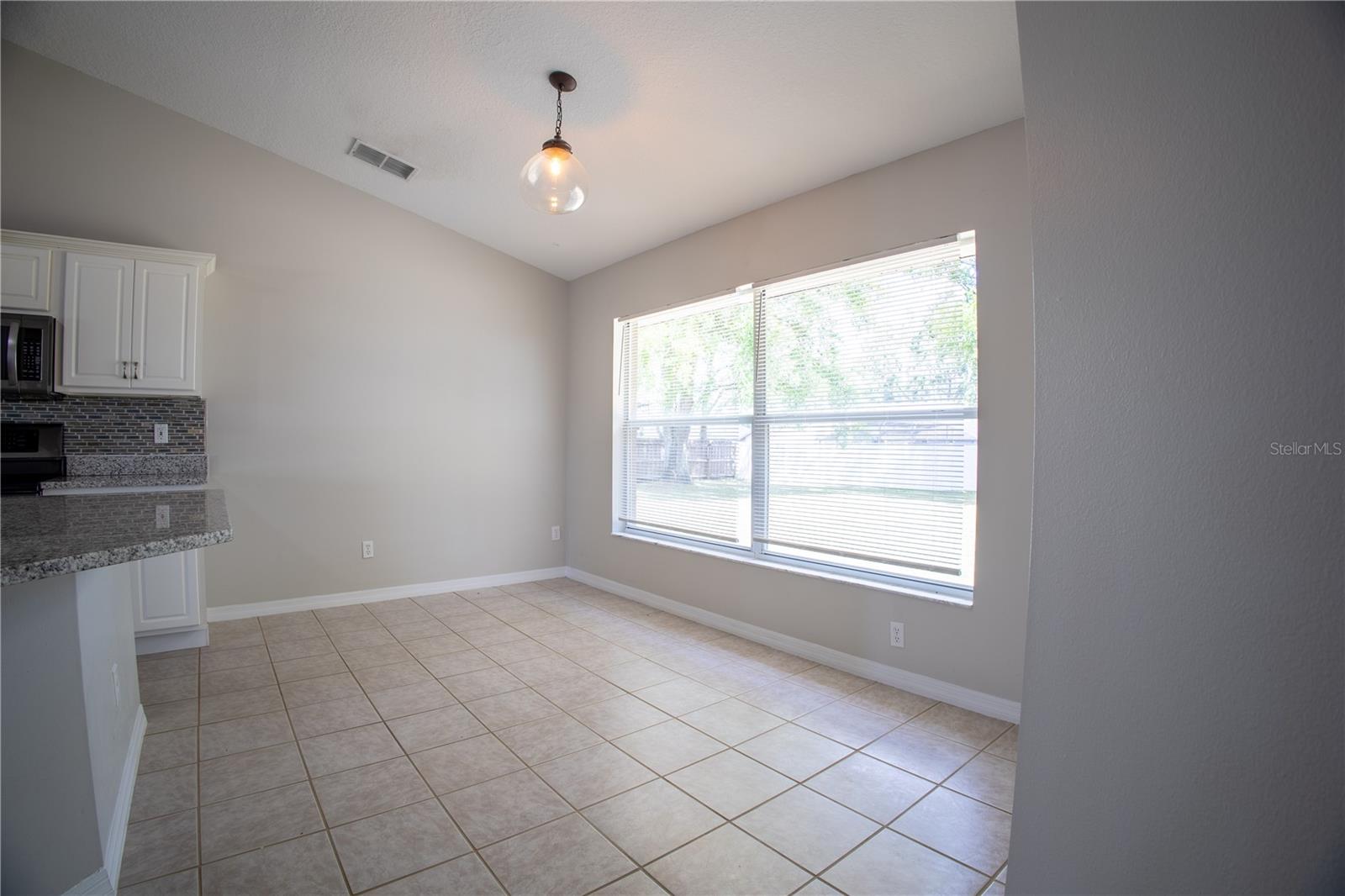 Image 13 of 23 For 11308 Marseilles Boulevard