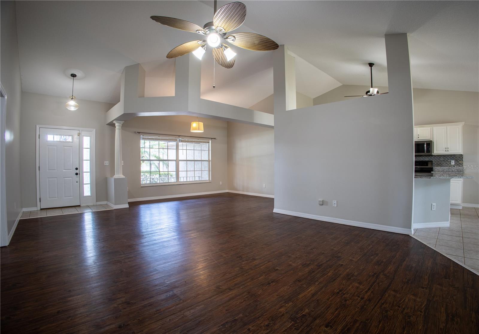 Image 15 of 23 For 11308 Marseilles Boulevard