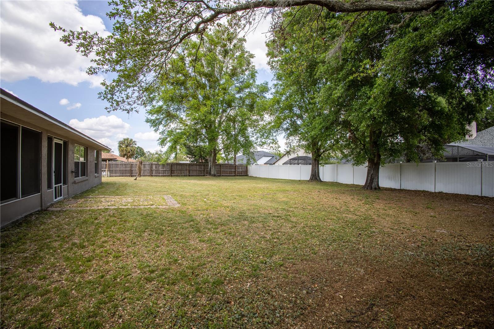 Image 18 of 23 For 11308 Marseilles Boulevard