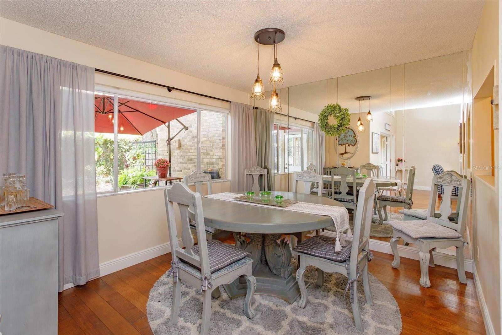 Image 11 of 56 For 487 Oak Haven Drive 487